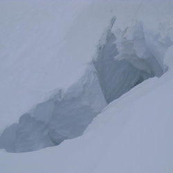 Wallis-Bernske-Alpy-Traunstein-Cervenec